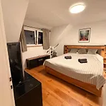 Gemuetliche Doppelhaushaelfte Mit Garten Und Sauna Apartamento