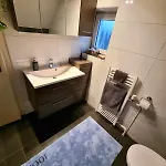 Apartamento Gemuetliche Doppelhaushaelfte Mit Garten Und Sauna Frechen