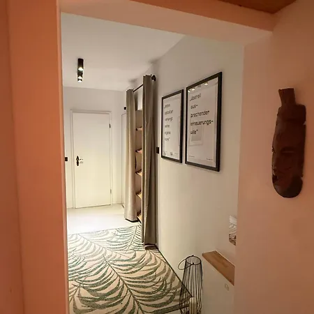 Gemuetliche Doppelhaushaelfte Mit Garten Und Sauna Frechen