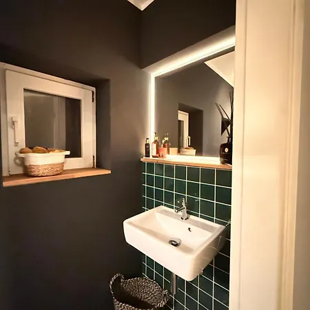 Gemuetliche Doppelhaushaelfte Mit Garten Und Sauna Appartement