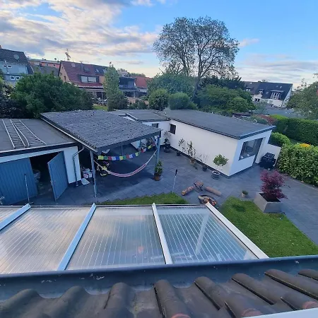 Gemuetliche Doppelhaushaelfte Mit Garten Und Sauna *