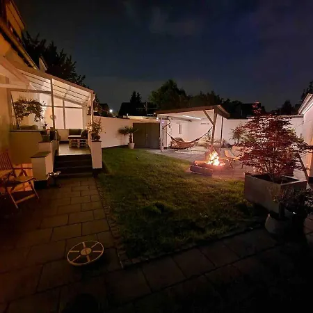 Gemuetliche Doppelhaushaelfte Mit Garten Und Sauna * פרכן