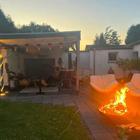 Appartement Gemuetliche Doppelhaushaelfte Mit Garten Und Sauna