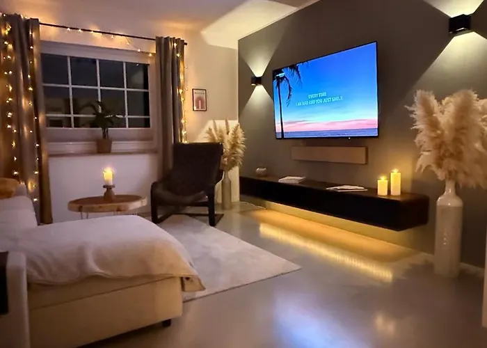 Gemuetliche Doppelhaushaelfte Mit Garten Und Sauna * Frechen