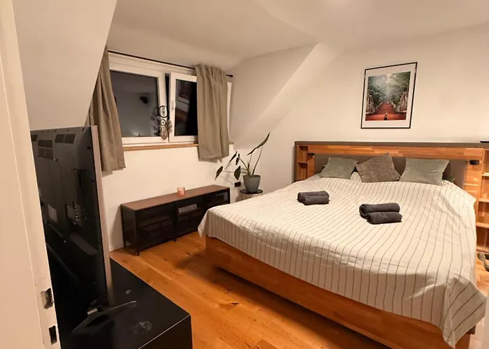 Gemuetliche Doppelhaushaelfte Mit Garten Und Sauna Appartement