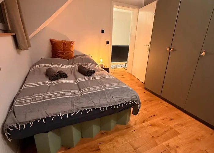 Gemuetliche Doppelhaushaelfte Mit Garten Und Sauna Appartement *