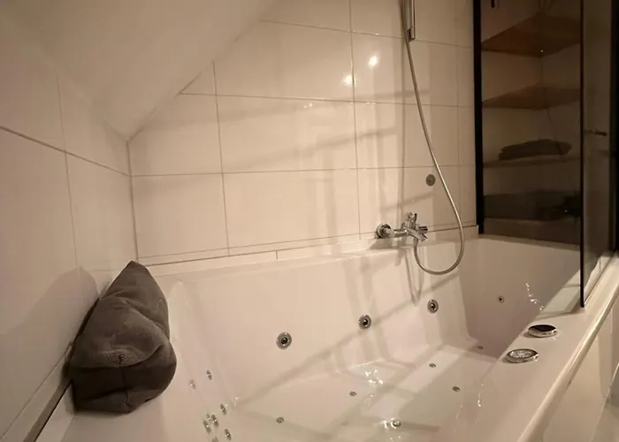 Appartement Gemuetliche Doppelhaushaelfte Mit Garten Und Sauna