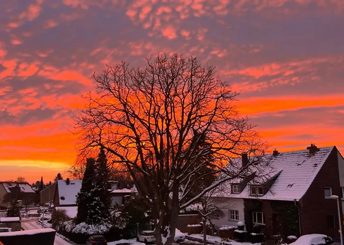 Gemuetliche Doppelhaushaelfte Mit Garten Und Sauna Appartement Frechen
