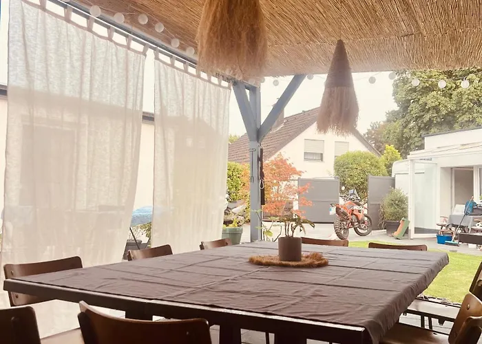 Gemuetliche Doppelhaushaelfte Mit Garten Und Sauna *